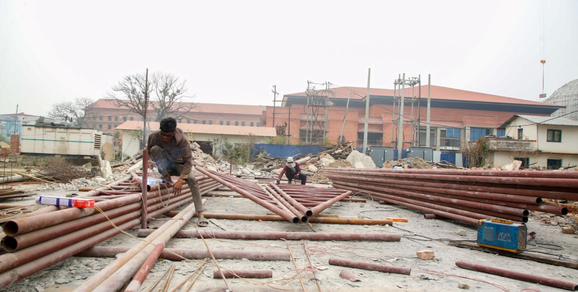 नयाँ सांसद तयार, बनेन संसद् भवन
